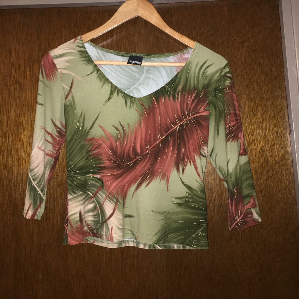 Listing for shirt only...  SOFT material crop top